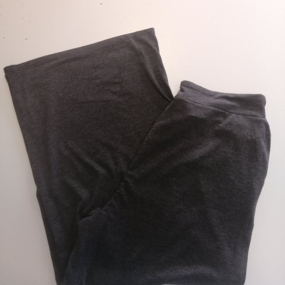 NWT wide leg capri sweat pants